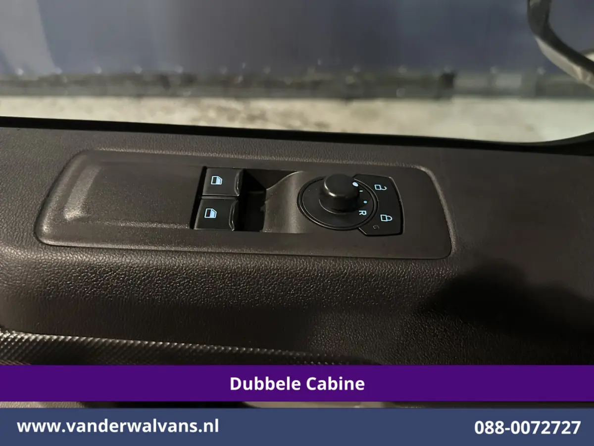 2.0 TDCI L2H1 Euro6 Airco | 6-Zits | Camera | Navigatie | LED | Apple Carplay | Cruisecontrol Android Auto, Verwarmde voorruit, Stoelverwarming, Parkeersensoren, Bijrijdersbank