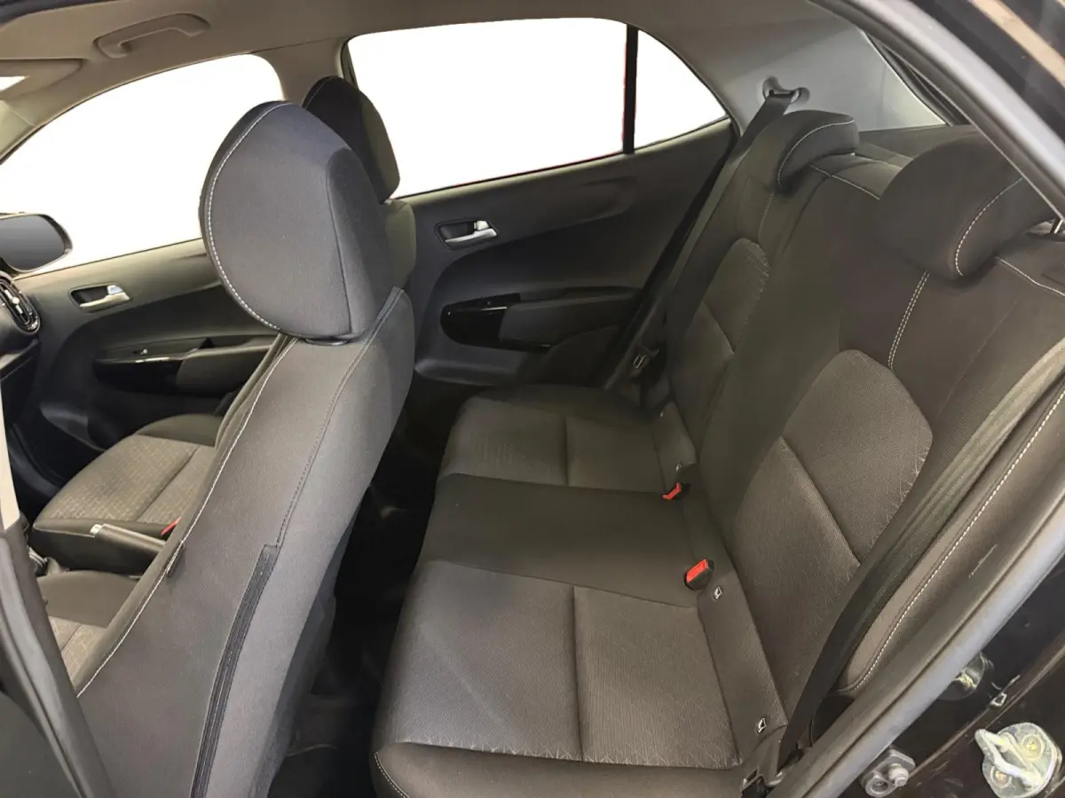 1.0 DPi DynamicPlusLine | Automaat | Navigatie | Apple Carplay/Android Auto | Camera | Cruise Control | Lichtmetalen Velgen |