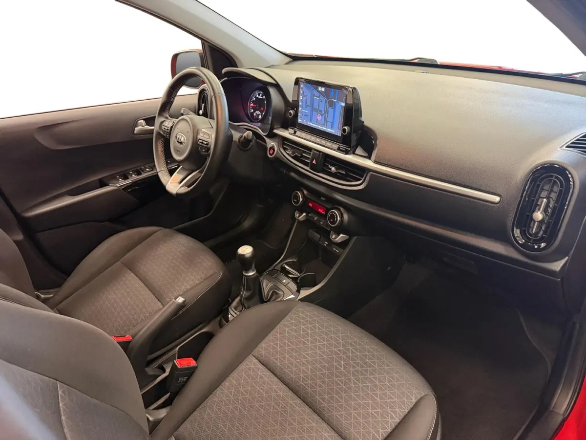 1.0 DPi DynamicPlusLine | Navigatie | Camera | Apple Carplay/Android Auto | Climate Control | Cruise Control | Lichtmetalen Velgen |