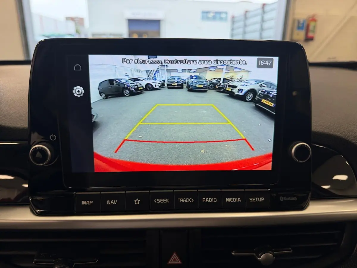 1.0 DPi DynamicPlusLine | Navigatie | Camera | Apple Carplay/Android Auto | Climate Control | Cruise Control | Lichtmetalen Velgen |