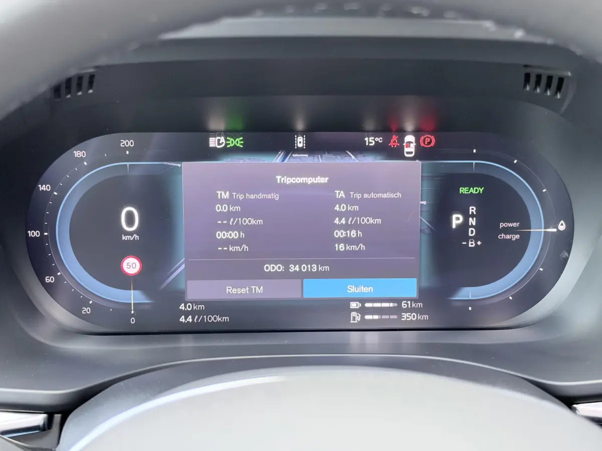 2.0 T6 Plug-in hybrid AWD Ultra Black Edition 349 PK | Long Range | B&W audio | Head up | Lederen Dashboard