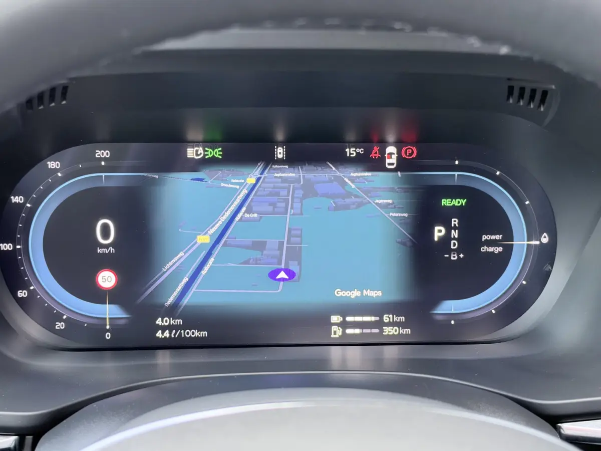 2.0 T6 Plug-in hybrid AWD Ultra Black Edition 349 PK | Long Range | B&W audio | Head up | Lederen Dashboard