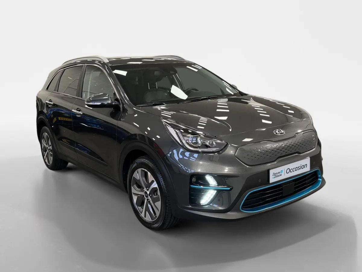 DynamicPlusLine 64 kWh | Navigatie | Camera | Apple Carplay/Android Auto | Adaptieve Cruise Control | Stoel/Stuurverwarming | Lichtmetalen Velgen |