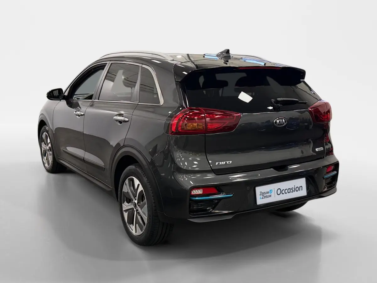 DynamicPlusLine 64 kWh | 97,6% SOH | Navigatie | Camera | Apple Carplay/Android Auto | Adaptieve Cruise Control | Stoel/Stuurverwarming | Lichtmetalen Velgen |