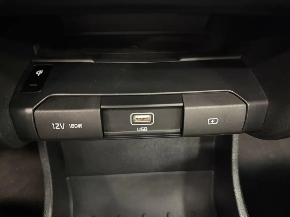 DynamicPlusLine 64 kWh | 97,6% SOH | Navigatie | Camera | Apple Carplay/Android Auto | Adaptieve Cruise Control | Stoel/Stuurverwarming | Lichtmetalen Velgen |