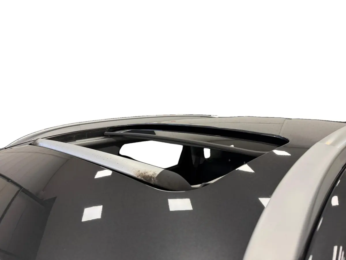 DynamicPlusLine 64 kWh | 97,6% SOH | Navigatie | Camera | Apple Carplay/Android Auto | Adaptieve Cruise Control | Stoel/Stuurverwarming | Lichtmetalen Velgen |