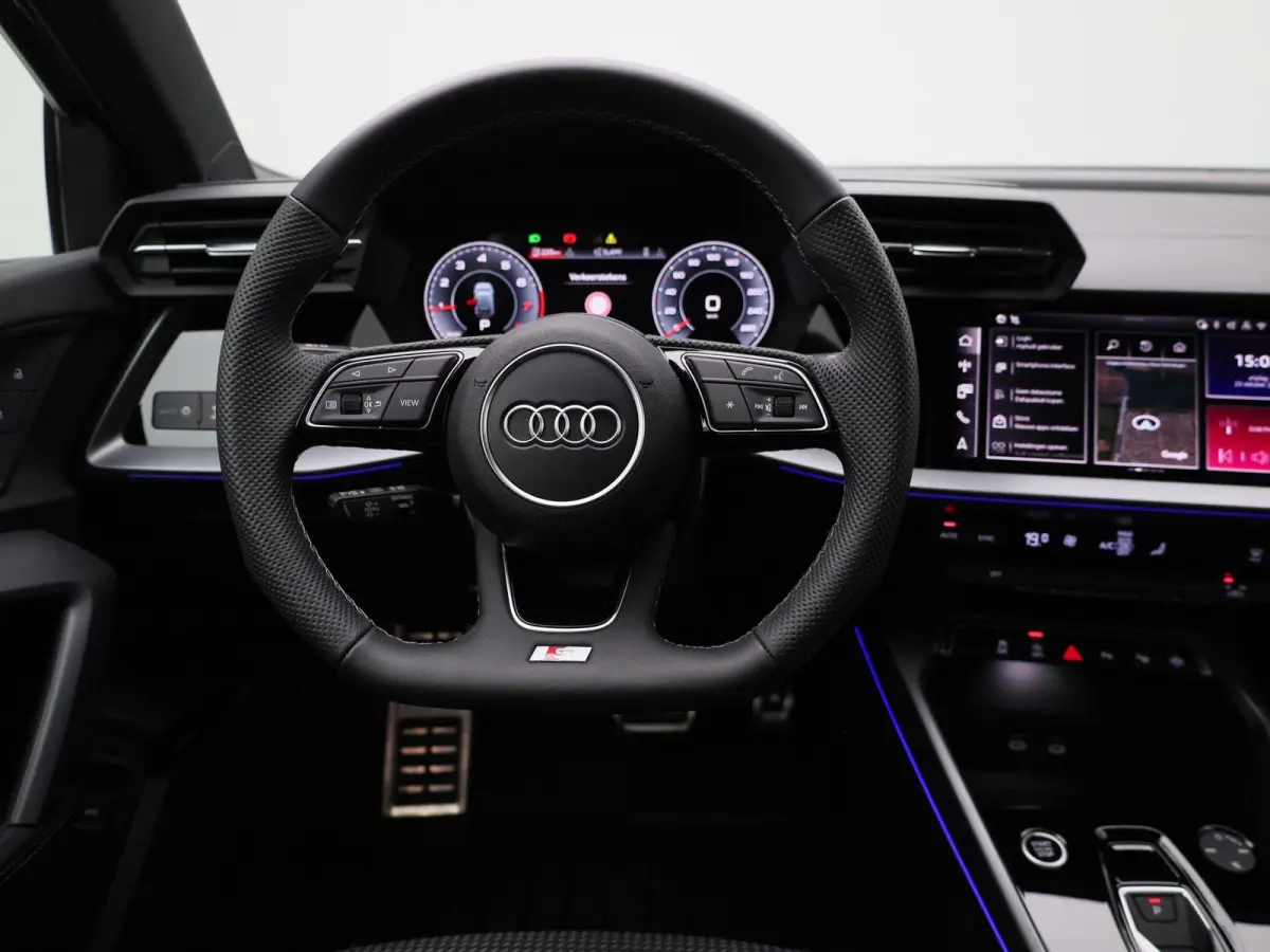 35 TFSI S edition | Automaat | Apple Carplay / Android Auto | S-Line | Sonos Audio | Parkeersensoren | Sfeerverlichting |