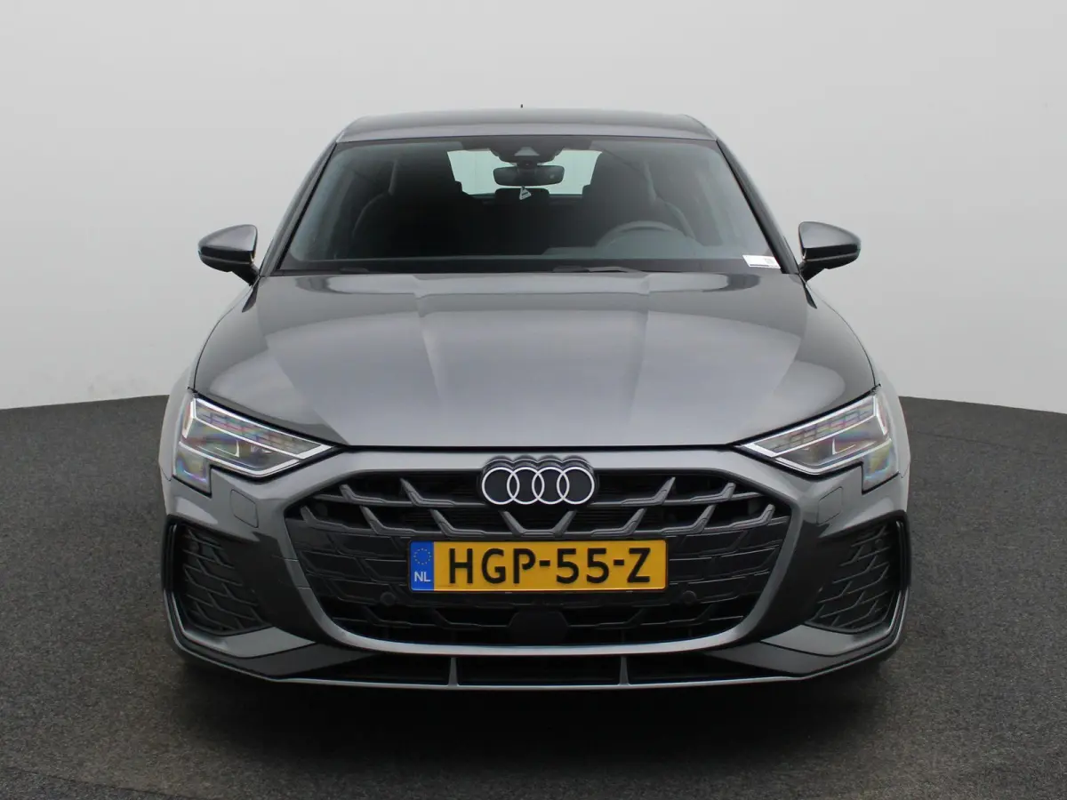 35 TFSI S edition | Automaat | Apple Carplay / Android Auto | S-Line | Sonos Audio | Parkeersensoren | Sfeerverlichting |