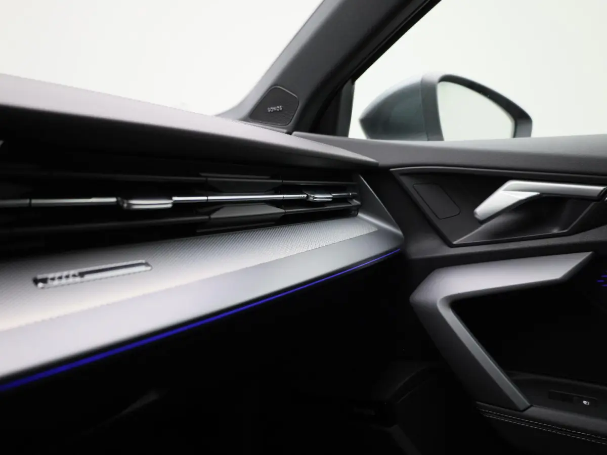 35 TFSI S edition | Automaat | Apple Carplay / Android Auto | S-Line | Sonos Audio | Parkeersensoren | Sfeerverlichting |