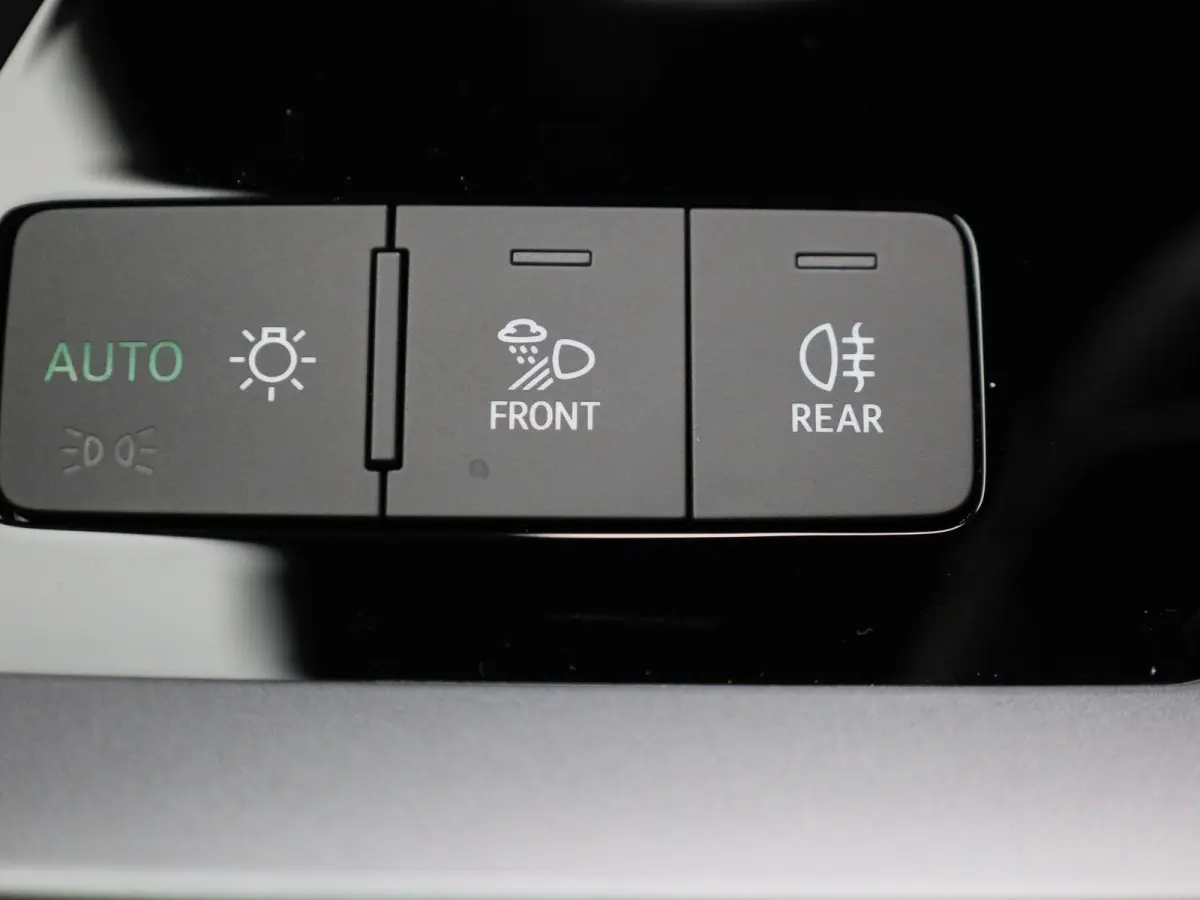 35 TFSI S edition | Automaat | Apple Carplay / Android Auto | S-Line | Sonos Audio | Parkeersensoren | Sfeerverlichting |