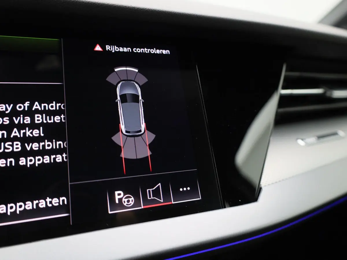 35 TFSI S edition | Automaat | Apple Carplay / Android Auto | S-Line | Sonos Audio | Parkeersensoren | Sfeerverlichting |