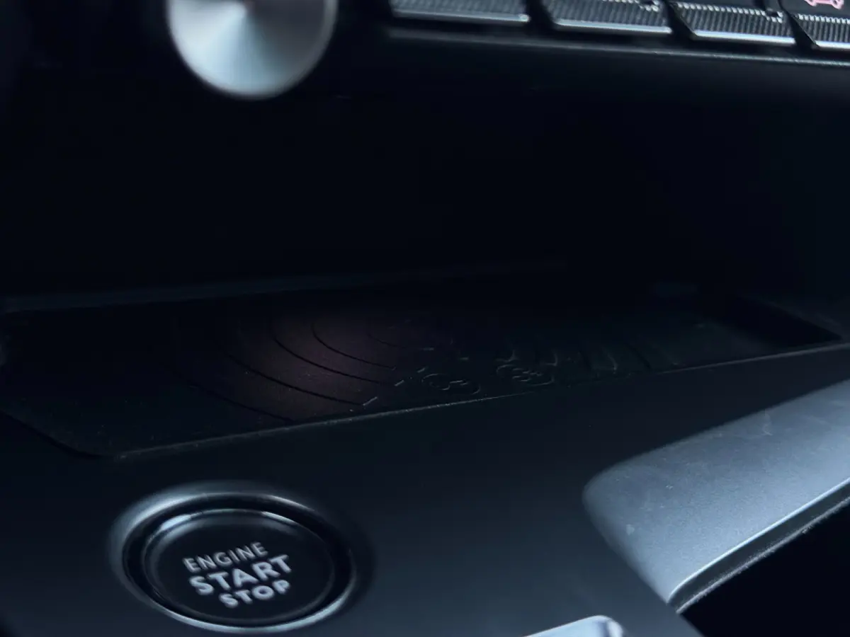 1.2 PureTech GT Line | Pano | Camera | Alcantara