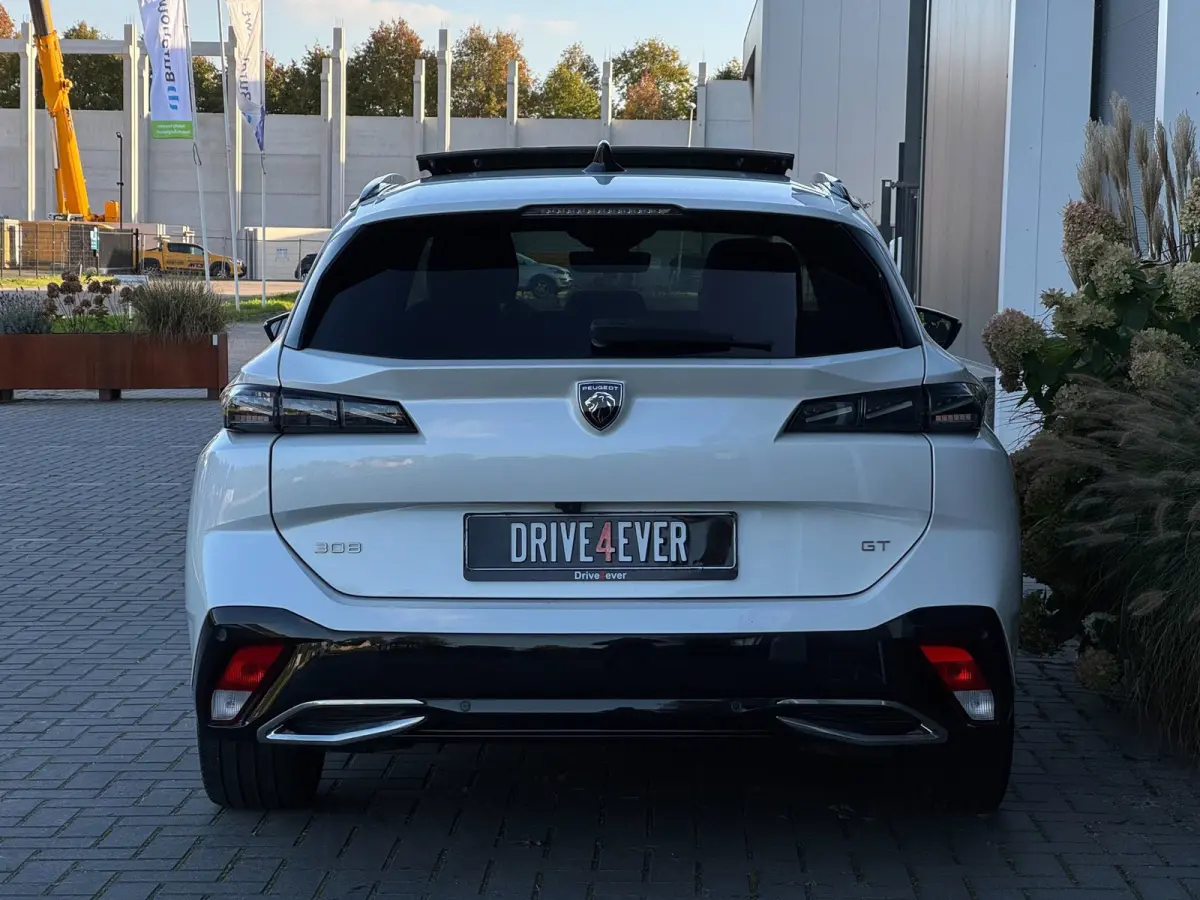 1.2 PureTech GT Line | Pano | Camera | Alcantara