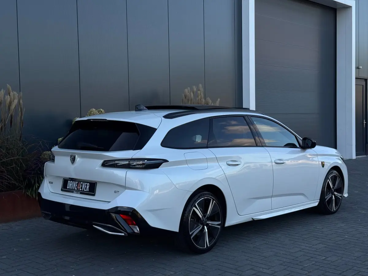 1.2 PureTech GT Line | Pano | Camera | Alcantara