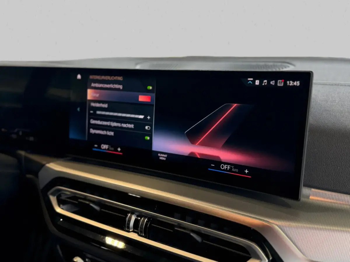EDrive40 84 kWh M-sport 94% SOH (NL-auto,1e eig, Dealer OndH, Carplay, SfeerV, Trekhaak,Camera, Lane A, Active Cruise, Etc)