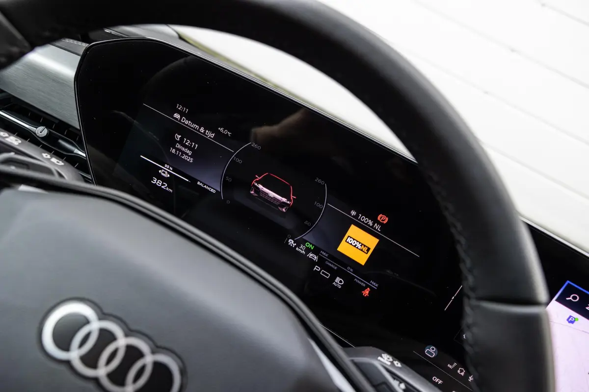 286pk Advanced edition 83 kWh | Trekhaak | Verwarmbaar stuur | Keyless entry