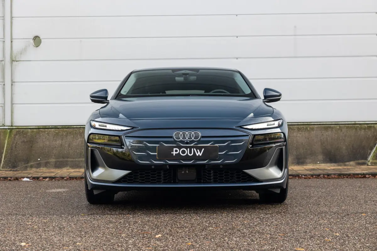 286pk Advanced edition 83 kWh | Trekhaak | Verwarmbaar stuur | Keyless entry
