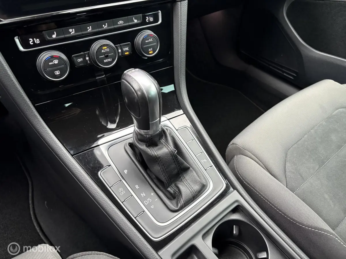 1.4 TSI Highline Business R Automaat