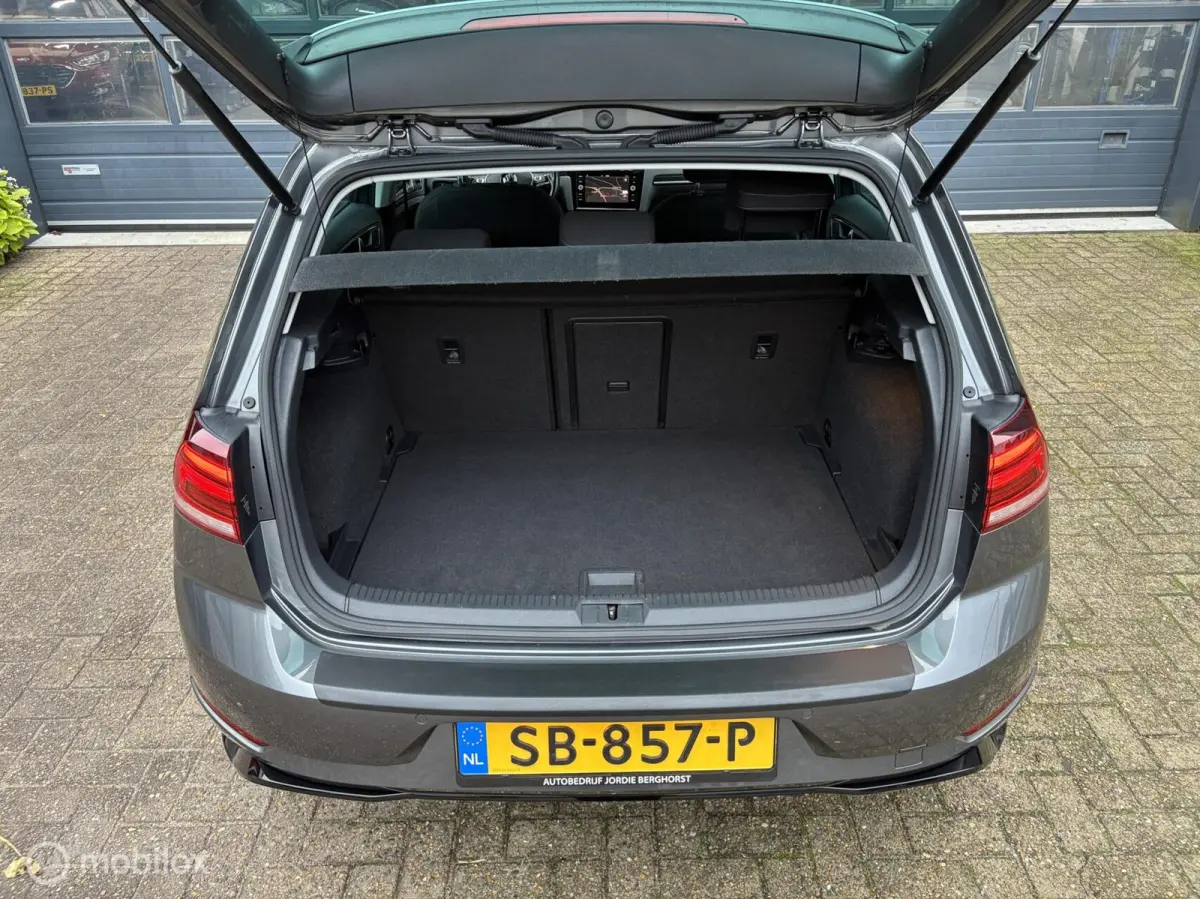 1.4 TSI Highline Business R Automaat