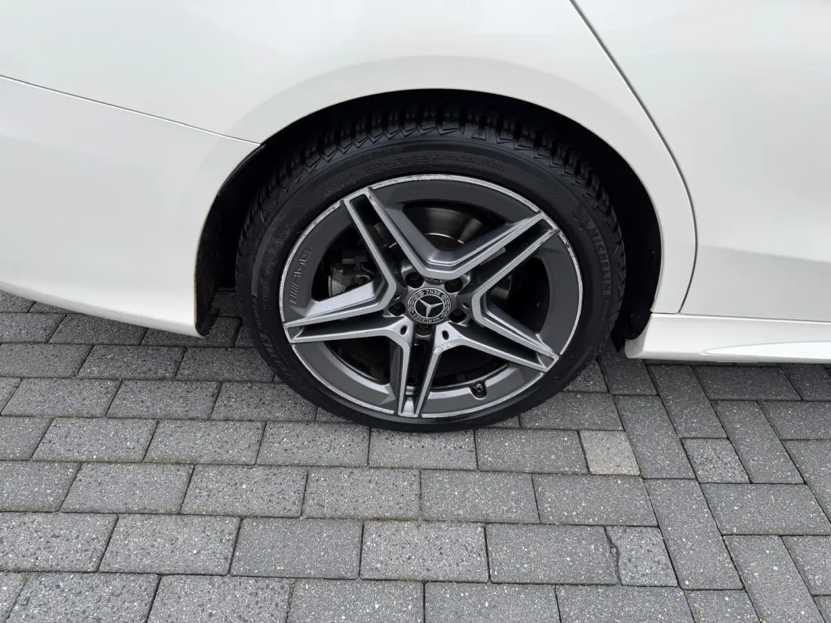 180 Premium Pack | LED | AMG | STOELVERW.| NAVI | CRUISE | FACELIFT |