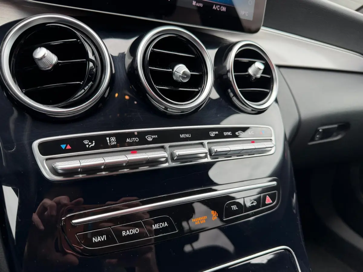 180 Premium Pack | LED | AMG | STOELVERW.| NAVI | CRUISE | FACELIFT |