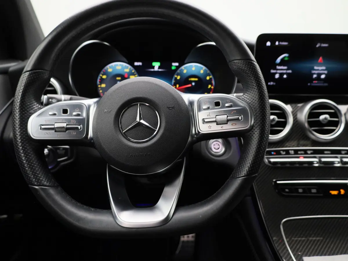 200 4MATIC Premium Plus | Automaat | Apple Carplay / Android Auto | Schuif / Open dak | Stoelverwarming | Achteruitrijcamera | Parkeersensoren | Trekhaak |