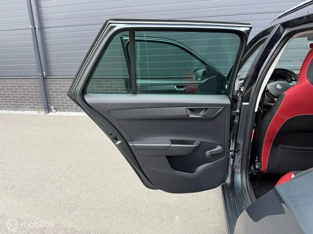 1.0 TSI MONTE CARLO CLIMA*CRUISE*PANODAK*17INCH