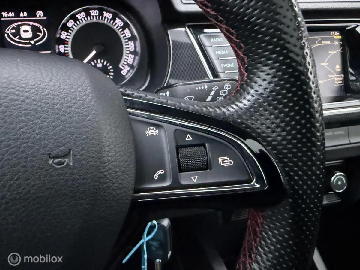 1.0 TSI MONTE CARLO CLIMA*CRUISE*PANODAK*17INCH