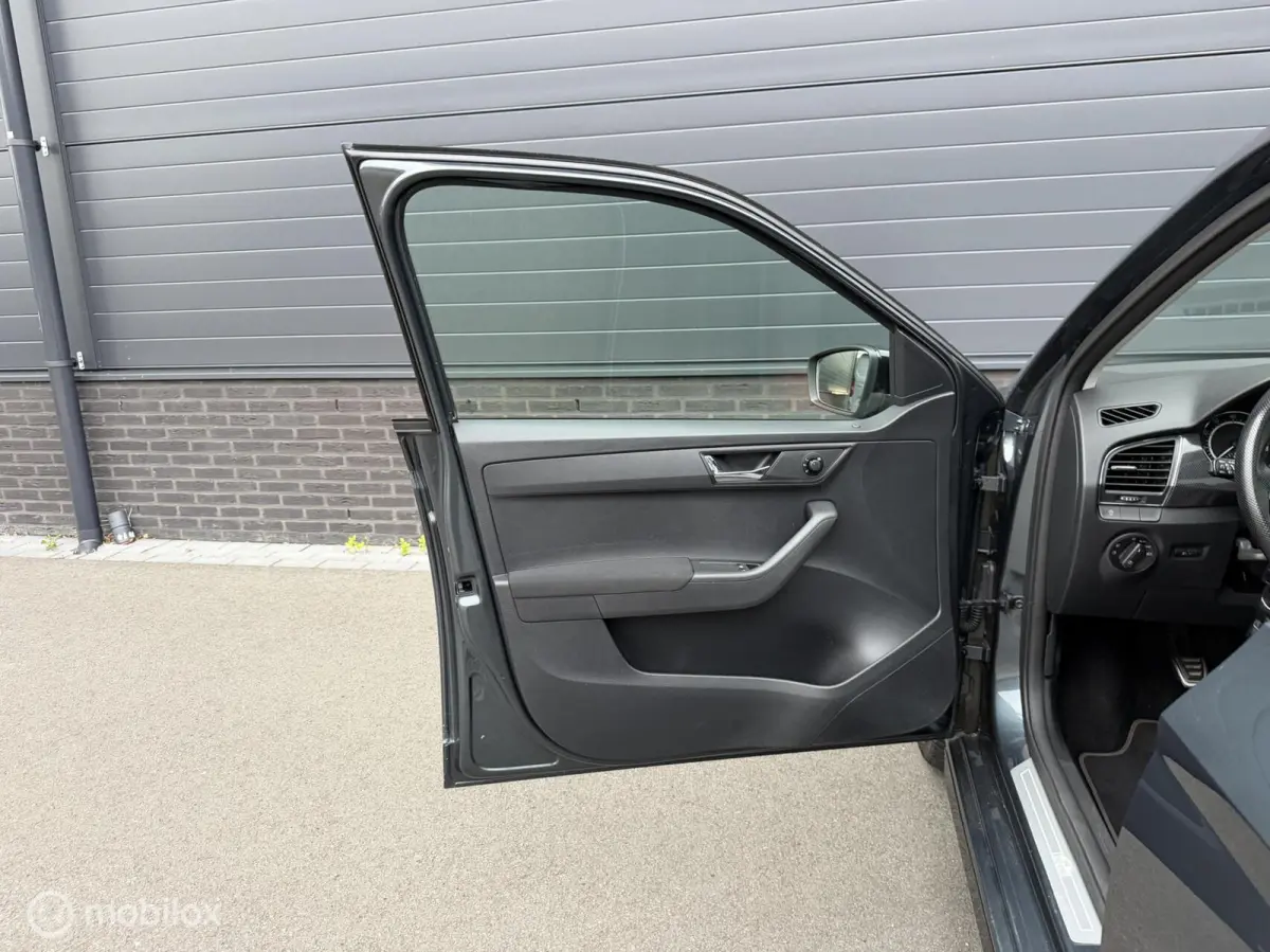1.0 TSI MONTE CARLO CLIMA*CRUISE*PANODAK*17INCH