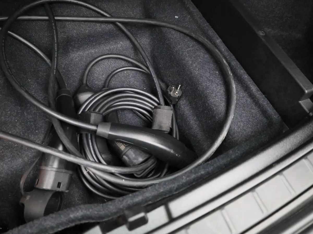 Core | Automaat | Apple Carplay / Android Auto | Stoelverwarming | Achteruitrijcamera | Parkeersensoren |