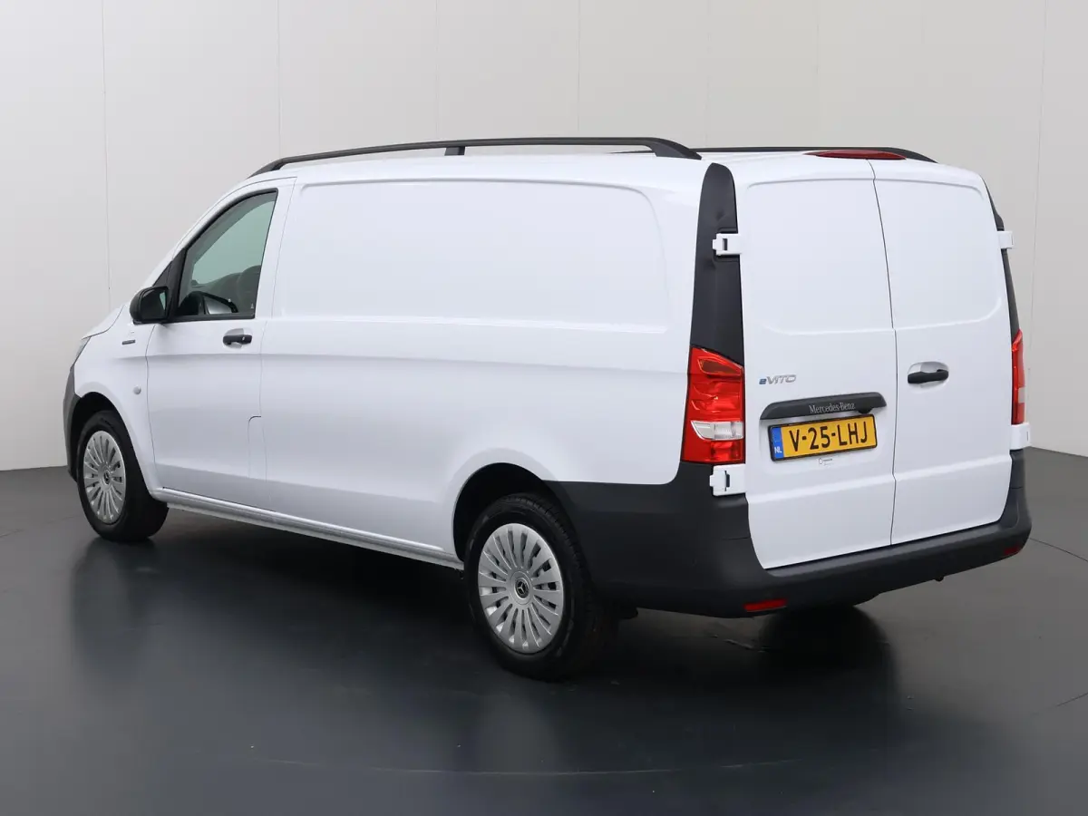 | L2 | 66 kWh | AIRCO | NAVIGATIE | PARKEERCAMERA | 3-ZITS | CRUISE CONTROL | STOELVERWARMING | CERTIFIED