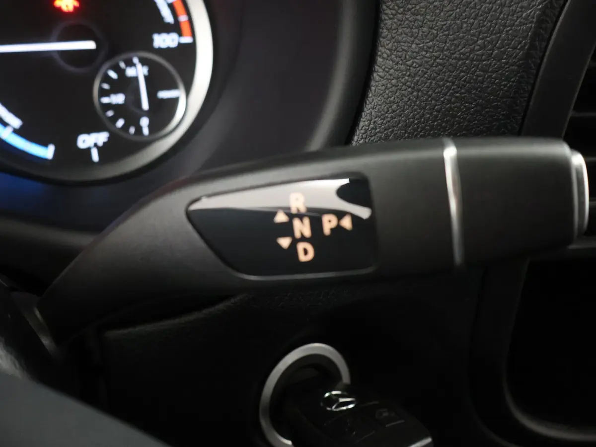 | L2 | 66 kWh | AIRCO | NAVIGATIE | PARKEERCAMERA | 3-ZITS | CRUISE CONTROL | STOELVERWARMING | CERTIFIED