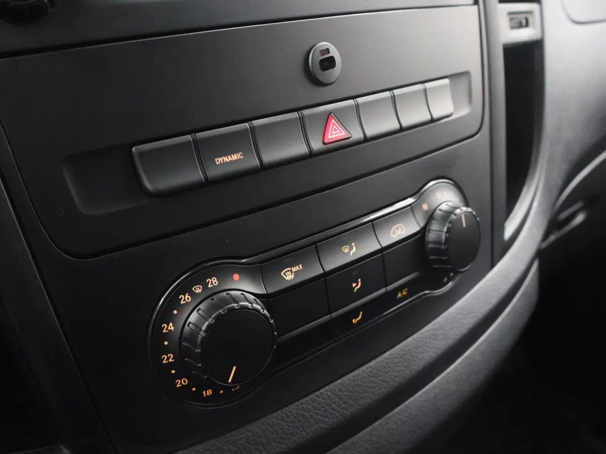 | L2 | 66 kWh | AIRCO | NAVIGATIE | PARKEERCAMERA | 3-ZITS | CRUISE CONTROL | STOELVERWARMING | CERTIFIED