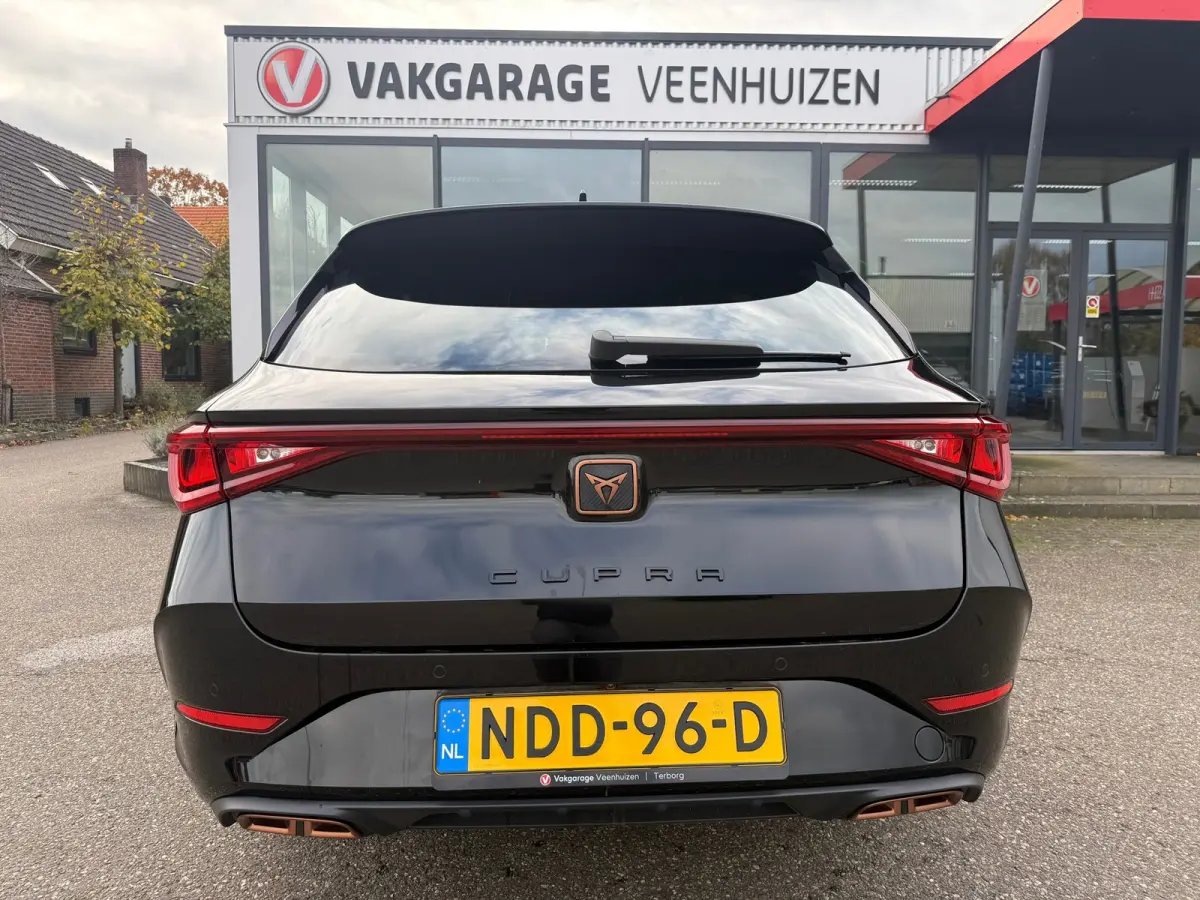 1.4 e-Hybrid Business|Rijklaar prijs|Elek. Trekhaak|Camera|Elek. klep|CarPlay|ACC|Sfeer|