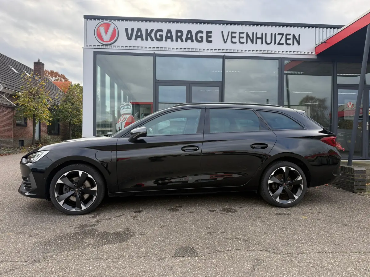1.4 e-Hybrid Business|Rijklaar prijs|Elek. Trekhaak|Camera|Elek. klep|CarPlay|ACC|Sfeer|