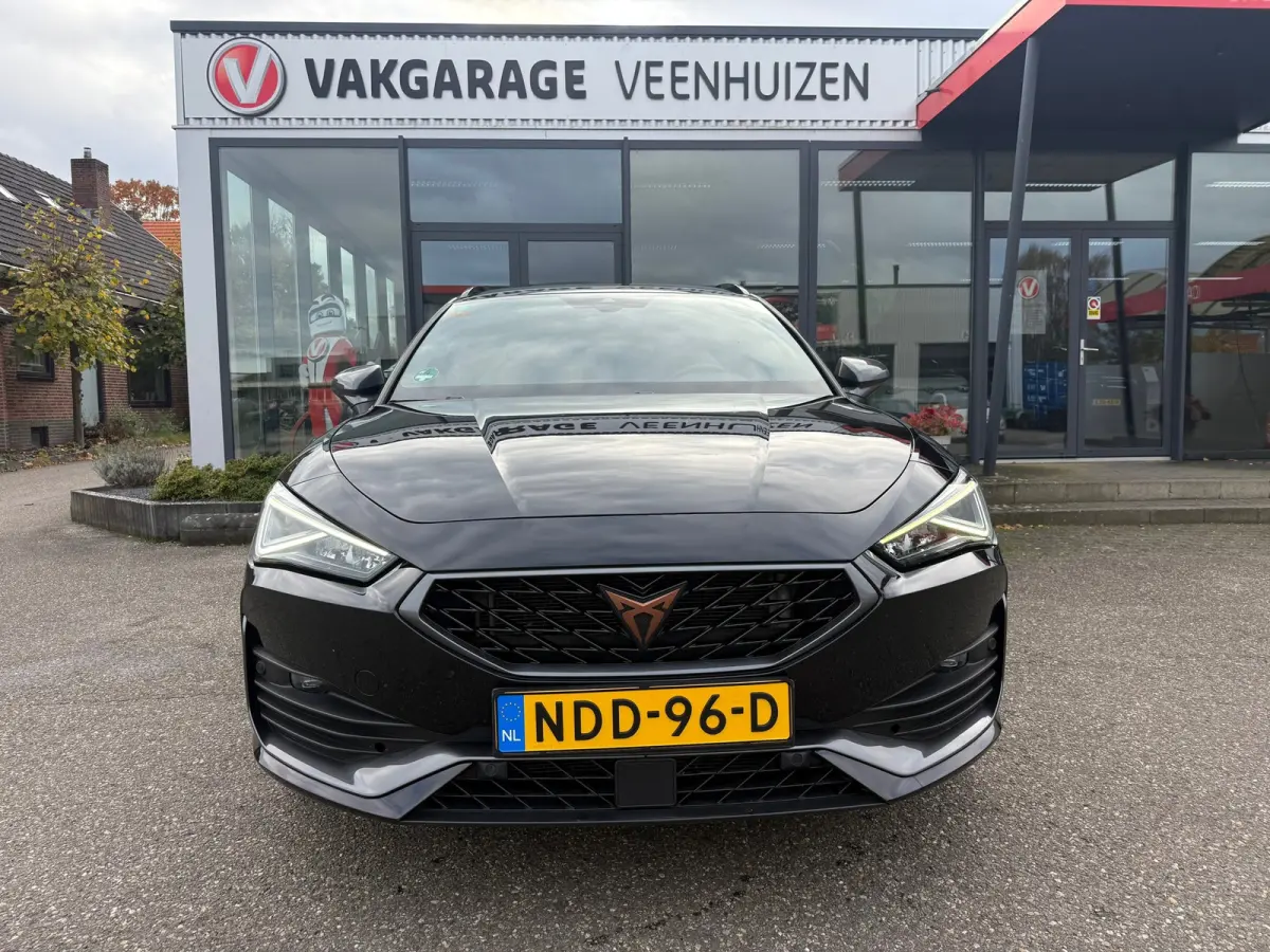 1.4 e-Hybrid Business|Rijklaar prijs|Elek. Trekhaak|Camera|Elek. klep|CarPlay|ACC|Sfeer|