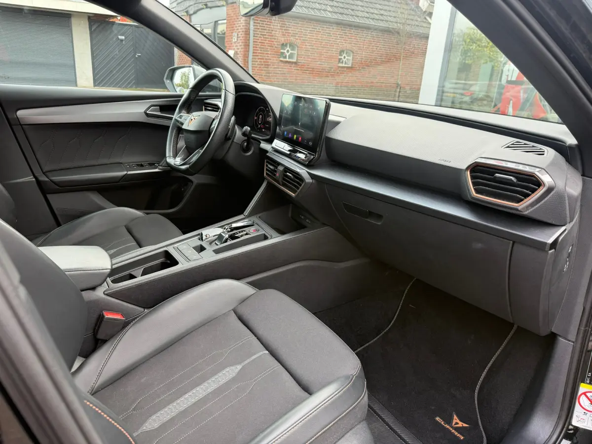 1.4 e-Hybrid Business|Rijklaar prijs|Elek. Trekhaak|Camera|Elek. klep|CarPlay|ACC|Sfeer|
