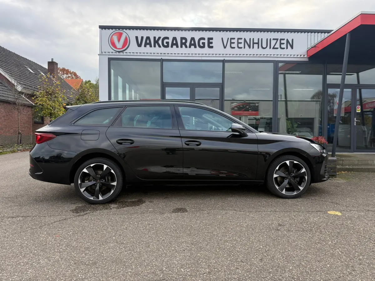 1.4 e-Hybrid Business|Rijklaar prijs|Elek. Trekhaak|Camera|Elek. klep|CarPlay|ACC|Sfeer|
