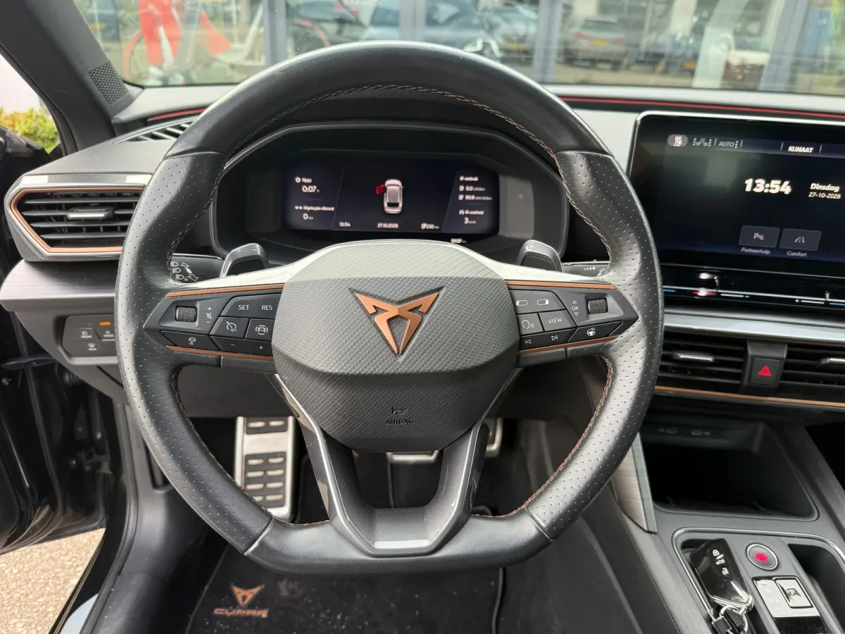 1.4 e-Hybrid Business|Rijklaar prijs|Elek. Trekhaak|Camera|Elek. klep|CarPlay|ACC|Sfeer|