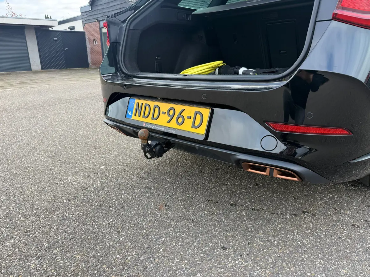 1.4 e-Hybrid Business|Rijklaar prijs|Elek. Trekhaak|Camera|Elek. klep|CarPlay|ACC|Sfeer|