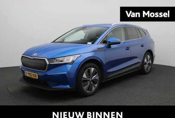 80 Business Edition | Apple Carplay / Android Auto | Achteruitrijcamera | Parkeersensoren | Stoelverwarming | Stuurverwarming |