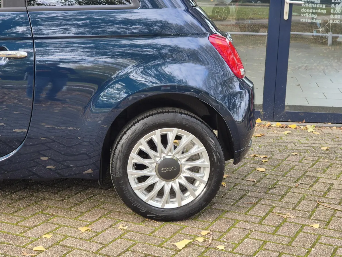 1.0 Hybrid Lounge | Navigatie via Google Maps | Airconditioning | Cruise Control | Parkeersensoren | Licht metalen velgen