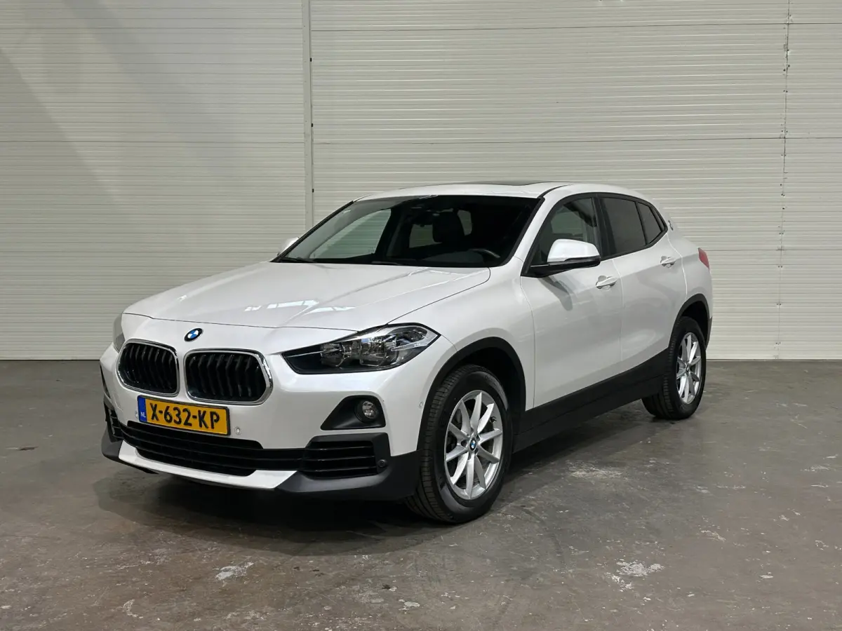 SDrive18i High Executive Pano / Adaptief onderstel / Leer