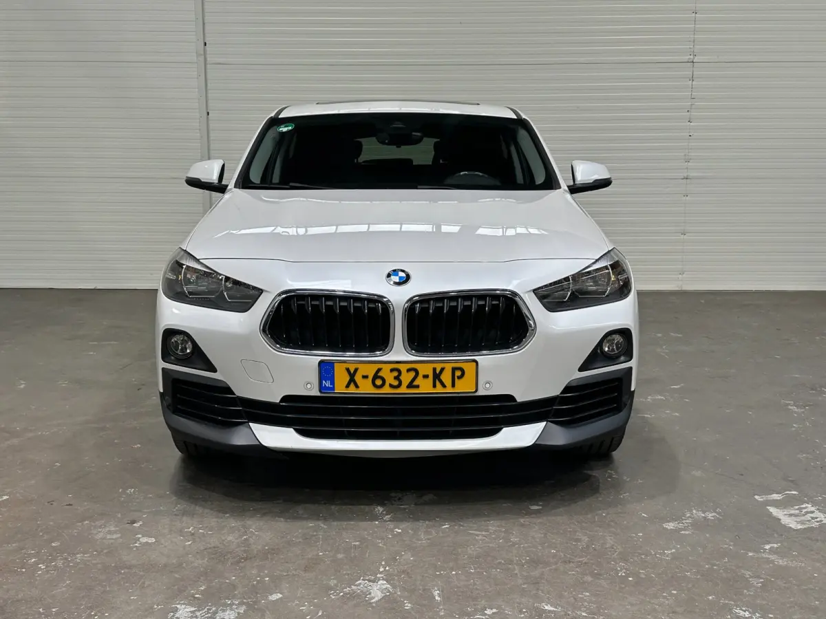SDrive18i High Executive Pano / Adaptief onderstel / Leer