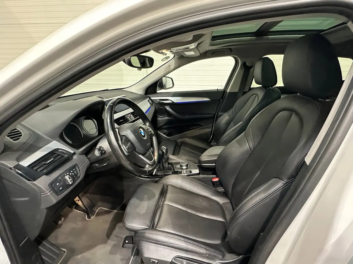 SDrive18i High Executive Pano / Adaptief onderstel / Leer