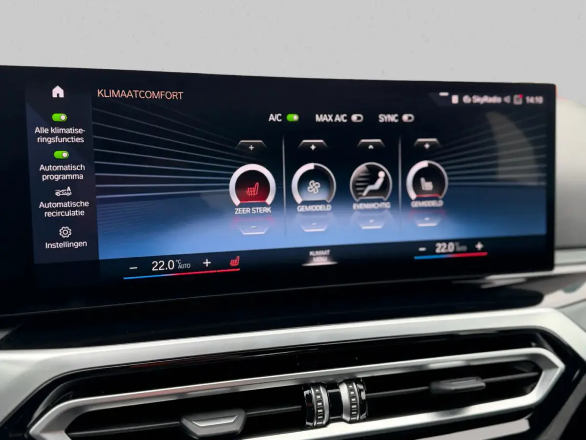 EDrive40 84 kWh 94% SOH (NL-auto,1e eig, Dealer OndH, H&K, Carplay, SfeerV, Trekhaak,Camera, Lane A, Active Cruise, Etc)
