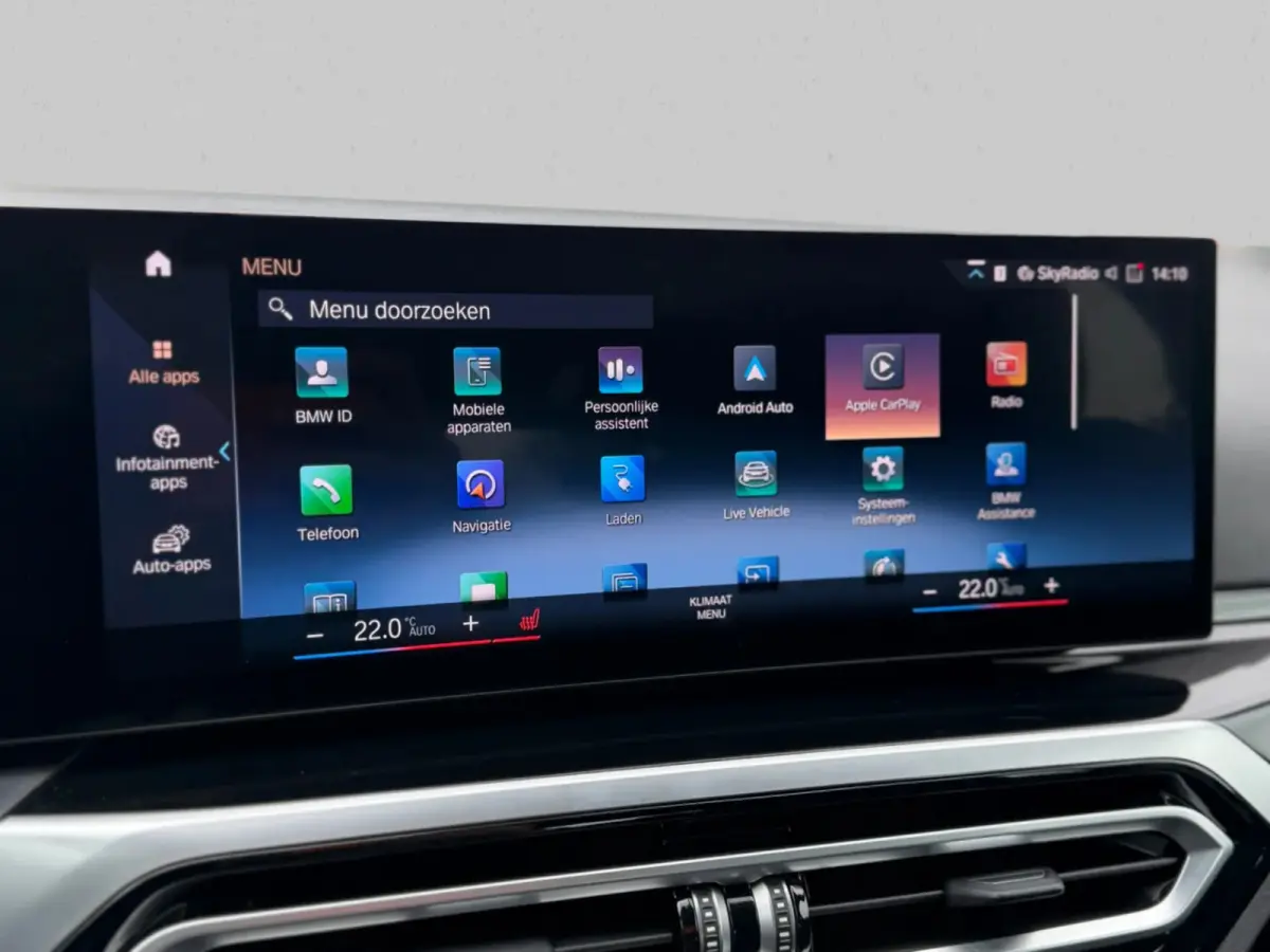 EDrive40 84 kWh 94% SOH (NL-auto,1e eig, Dealer OndH, H&K, Carplay, SfeerV, Trekhaak,Camera, Lane A, Active Cruise, Etc)