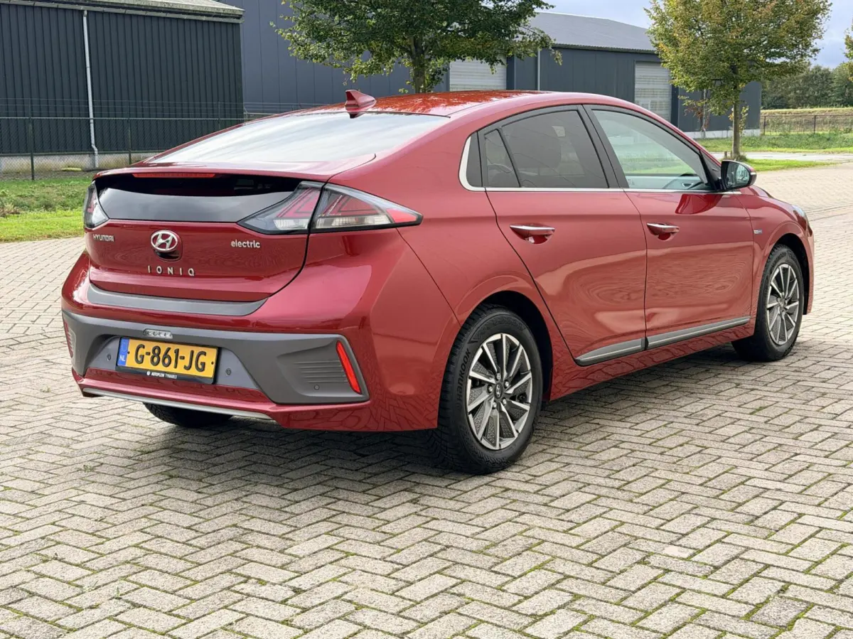 Premium EV 38 kWh Carplay|Leder|Camera|Warmtepomp