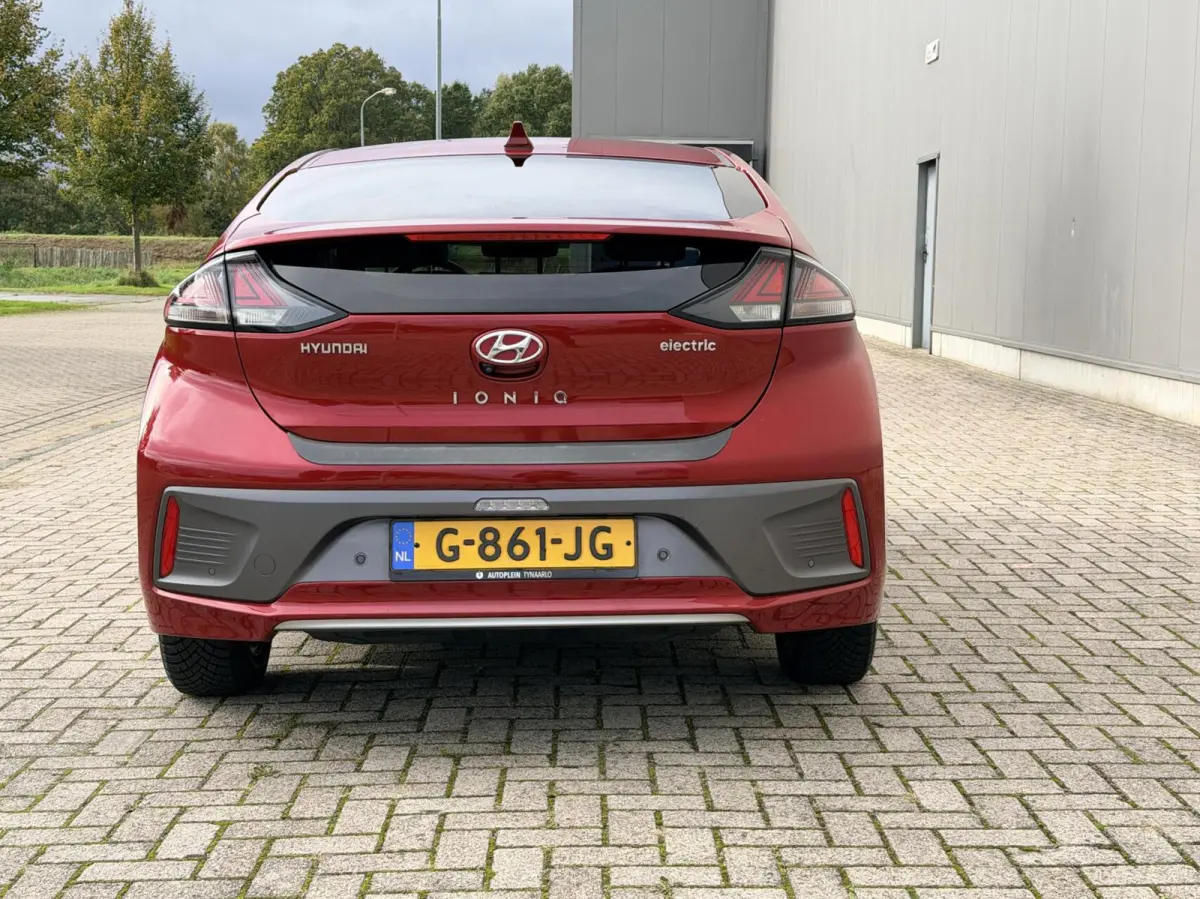 Premium EV 38 kWh Carplay|Leder|Camera|Warmtepomp