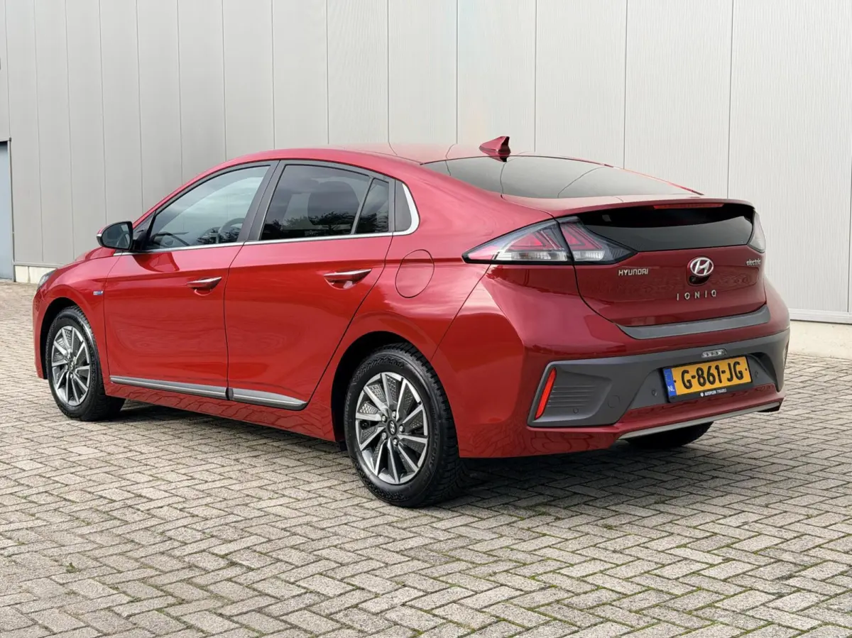 Premium EV 38 kWh Carplay|Leder|Camera|Warmtepomp